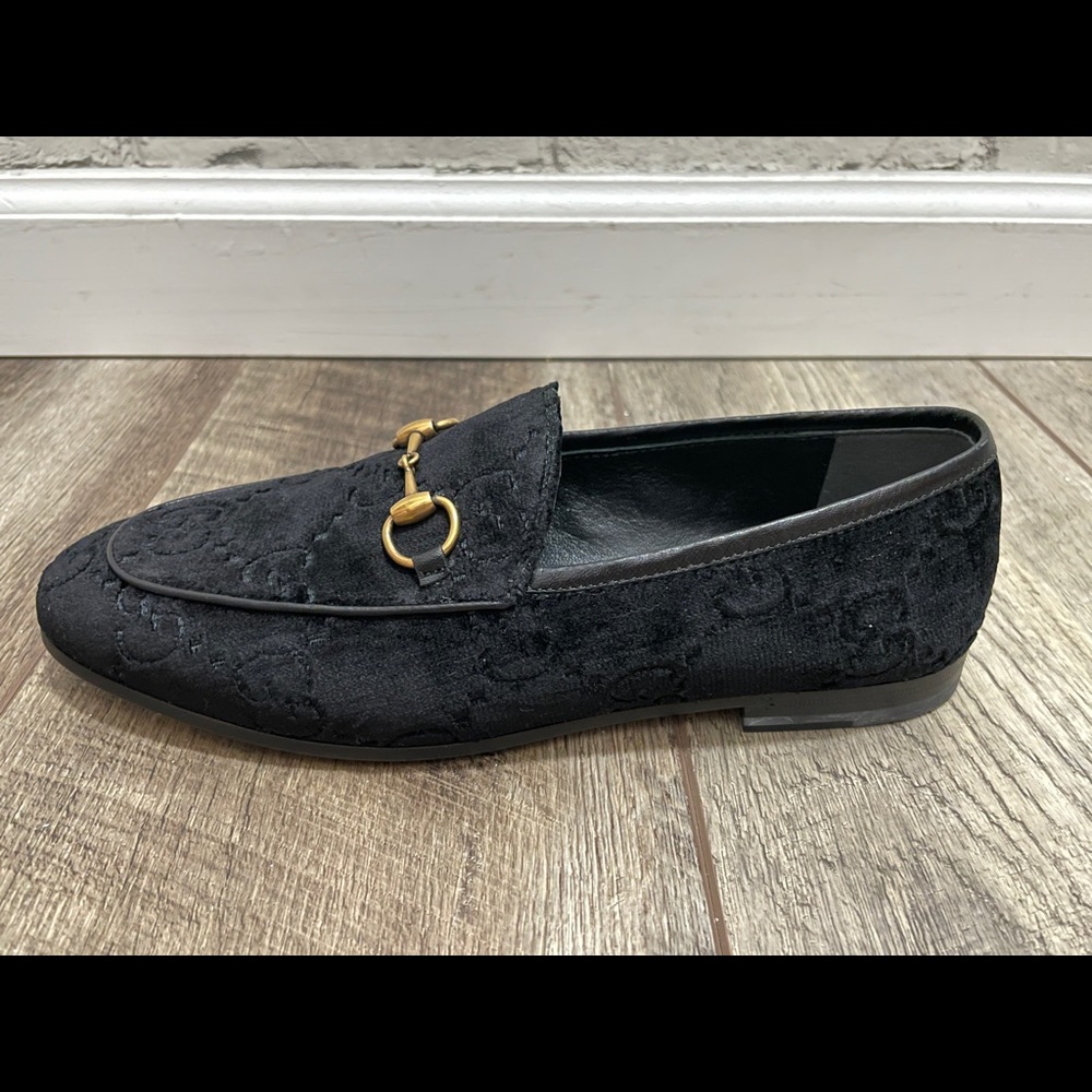 GUCCI "Jordaan" GG Black Velvet Loafers - US 7
